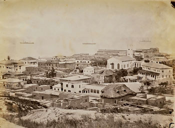 Vista de la posesión inglesa de Cabo Costa, actual Ghana.